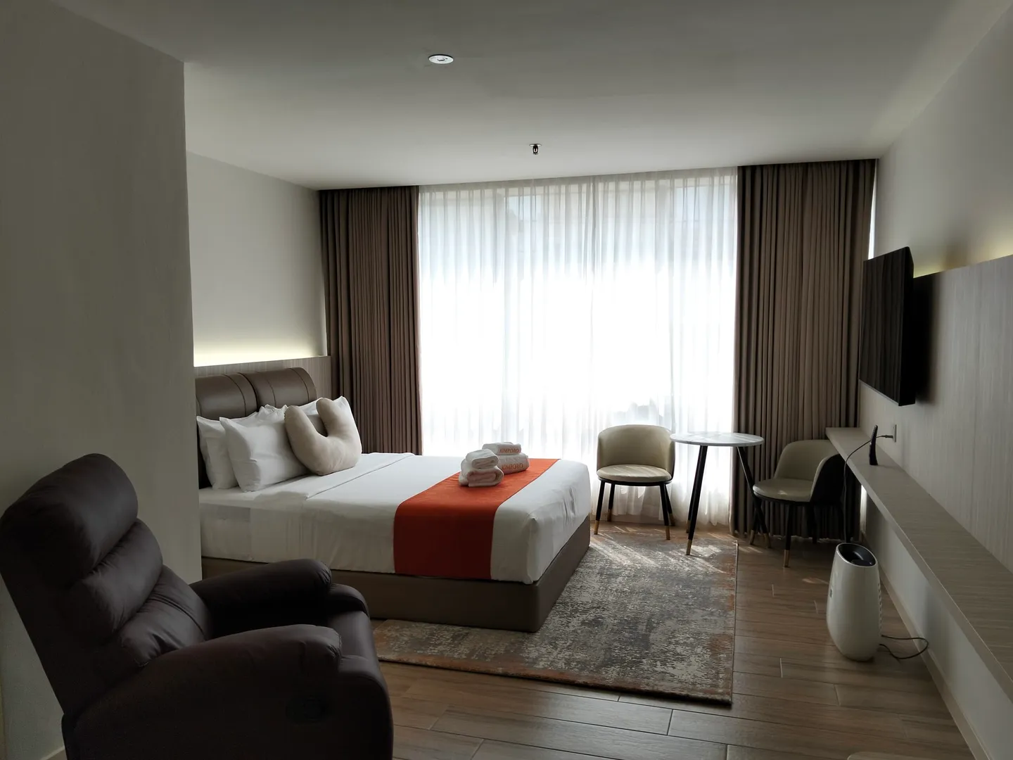 Kimporo Star Suite